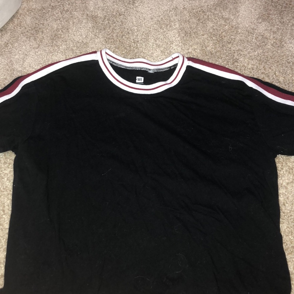 Black Cropped Tee